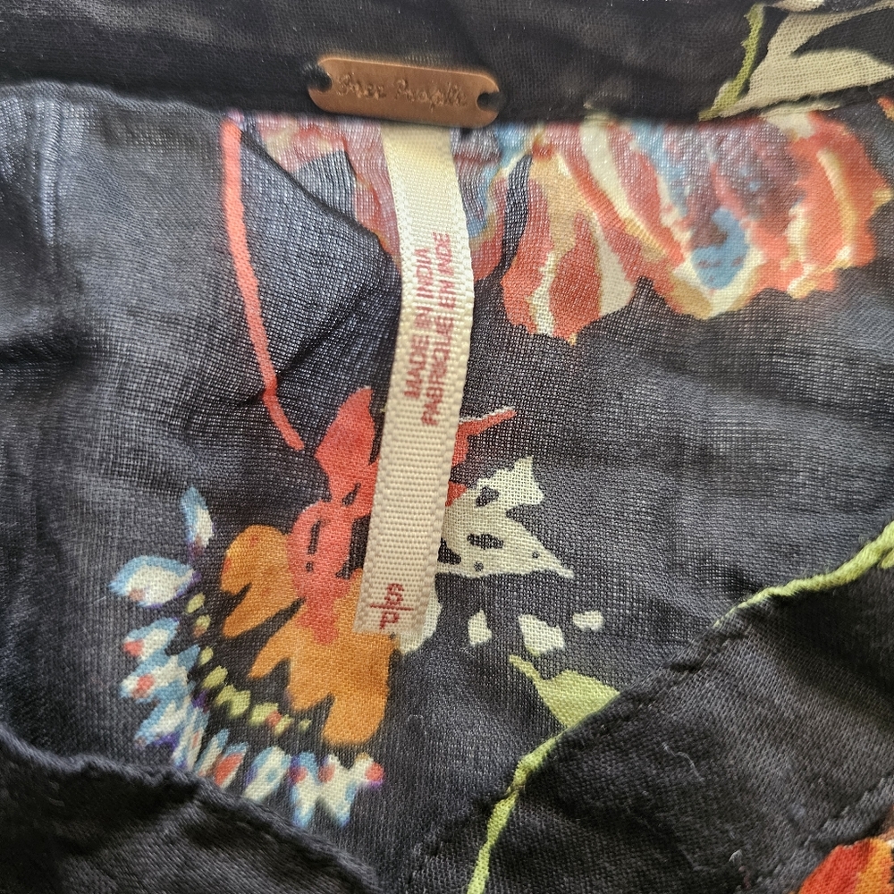 Free People Sheer Floral Blouse Womens Black Button Front Boho Top - Picture 2 of 4